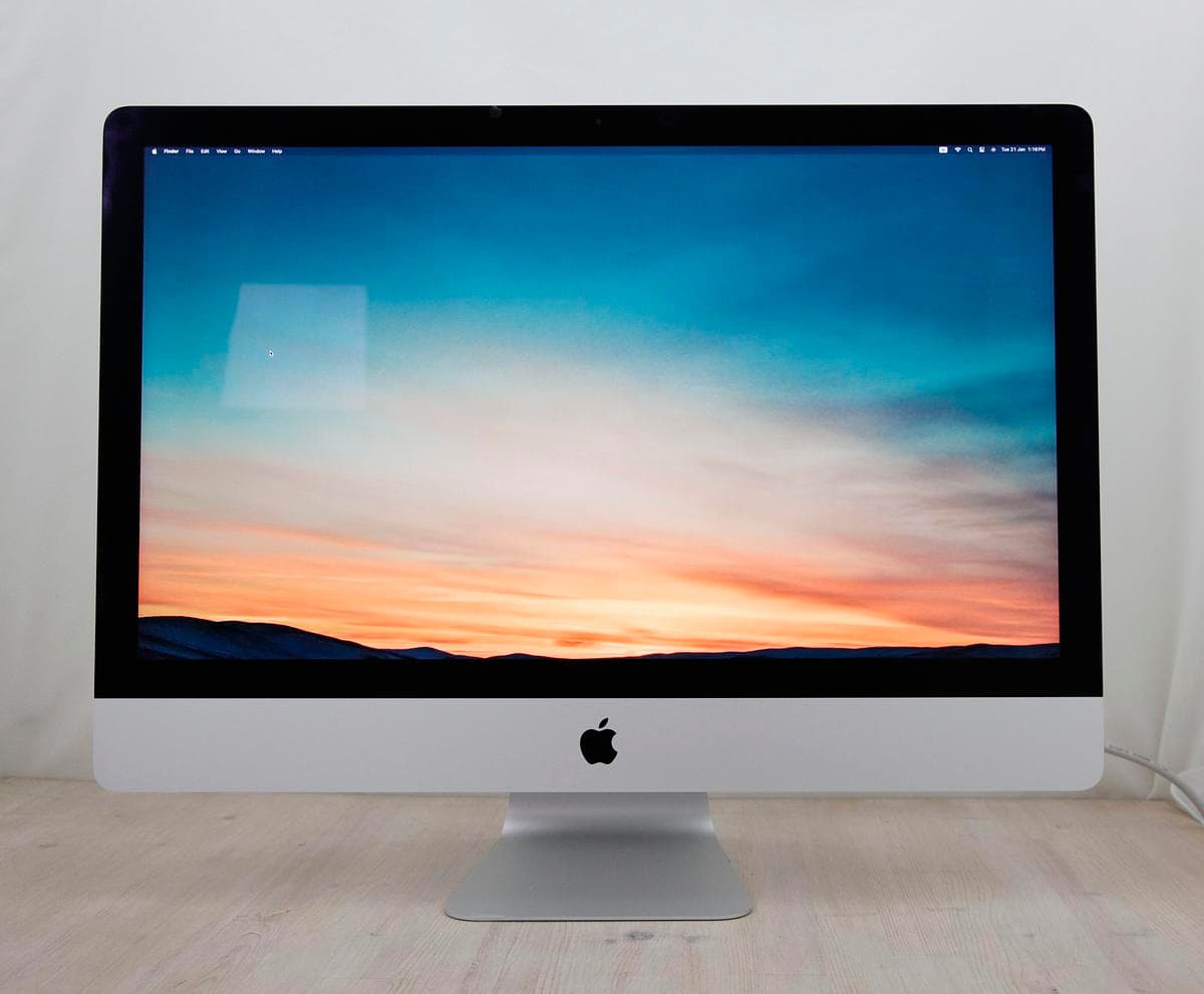 Apple iMac 27-Inch Core i5 (6 πυρήνες) 3.3Ghz (5K Retina / Radeon Pro 5300 / 2020) Καλή κατάσταση