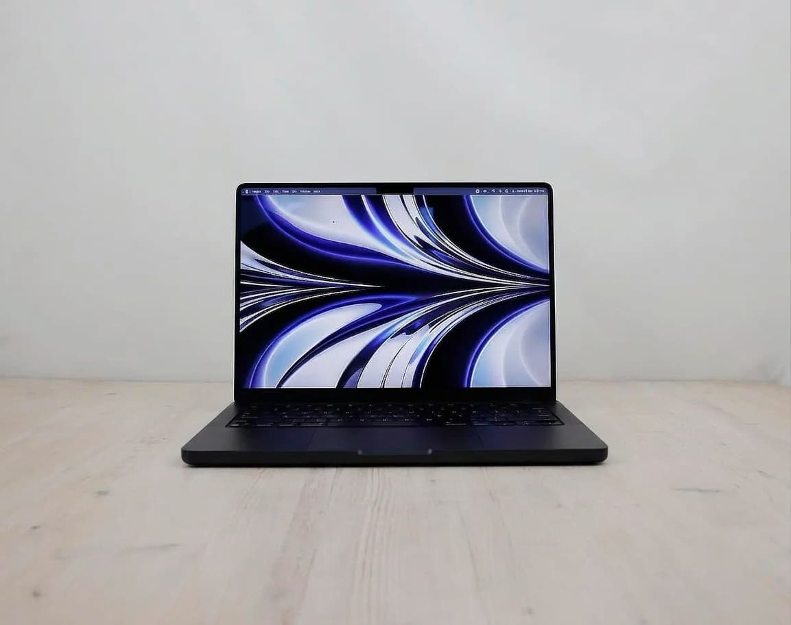 Apple MacBook Pro 14" (10 πυρήνες) 4.6Ghz M5 (10 GPU / 2025)