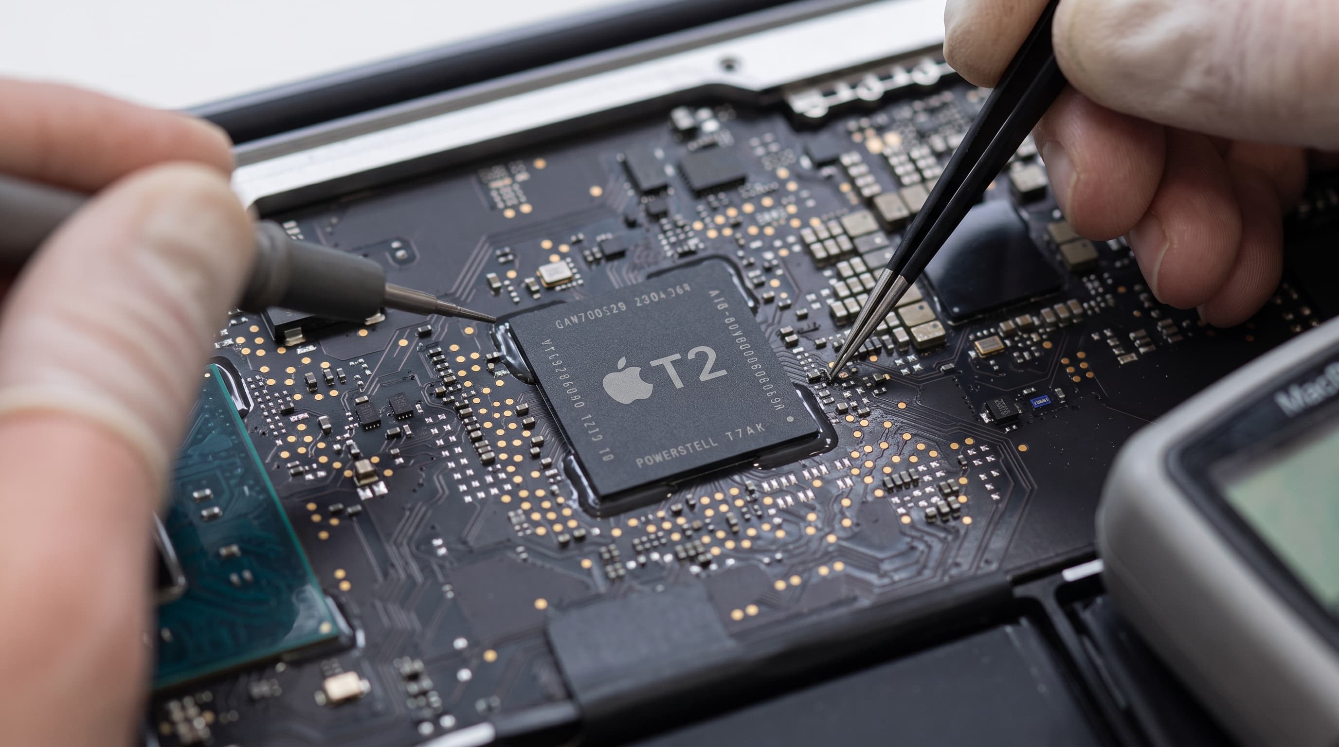 BridgeOS και DFU Mode: Το Αόρατο Σύνορο Μεταξύ Hardware και Software στα Σύγχρονα Mac
